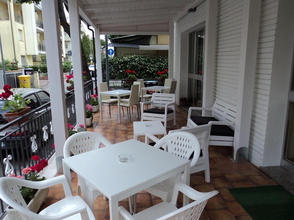 Hotel Villa Donati Viserbella di Rimini Exterior photo