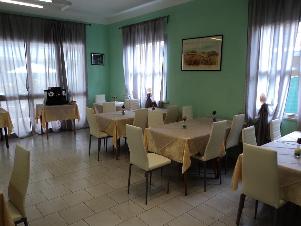 Hotel Villa Donati Viserbella di Rimini Exterior photo